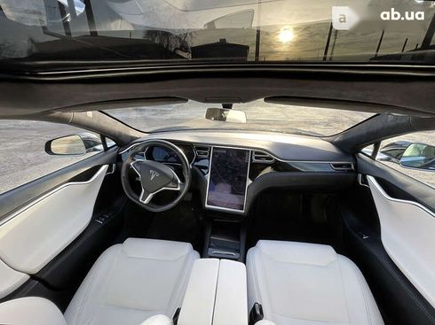 Tesla Model S 2017 - фото 27