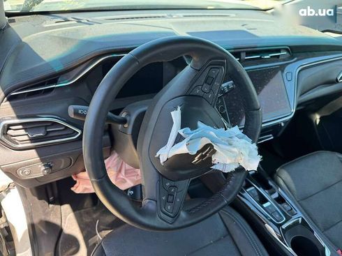 Chevrolet Bolt 2023 - фото 11