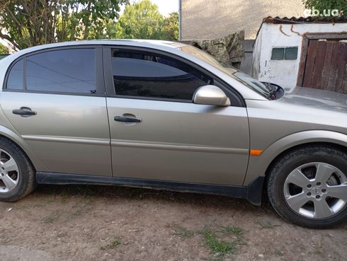 Opel Vectra 2003 серебристый - фото 10