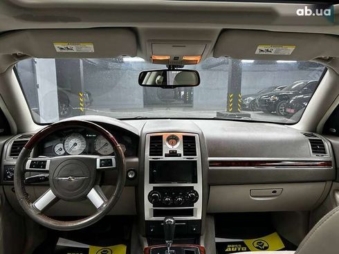Chrysler 300C 2006 - фото 9