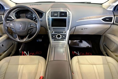 Lincoln MKZ 2017 белый - фото 7