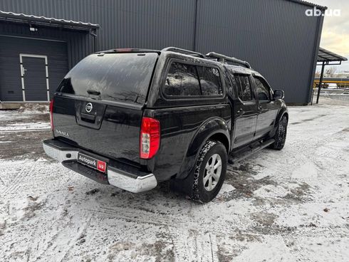 Nissan Navara 2012 черный - фото 6