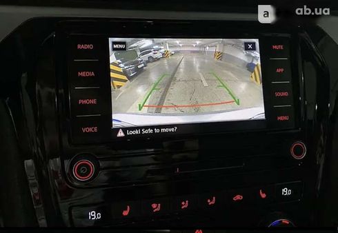 Volkswagen Passat 2020 - фото 23