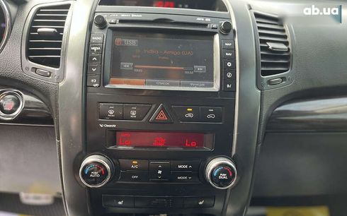 Kia Sorento 2011 - фото 20