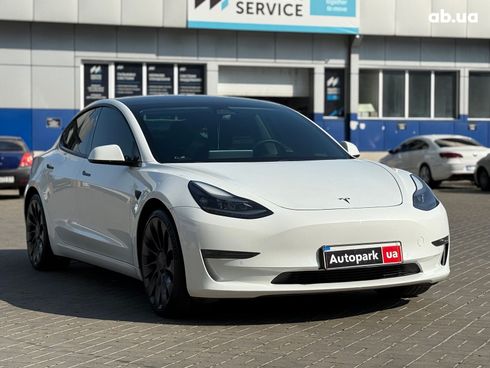 Tesla Model 3 2021 белый - фото 3