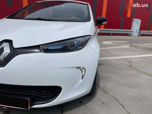 Renault Zoe 2017 - фото 9