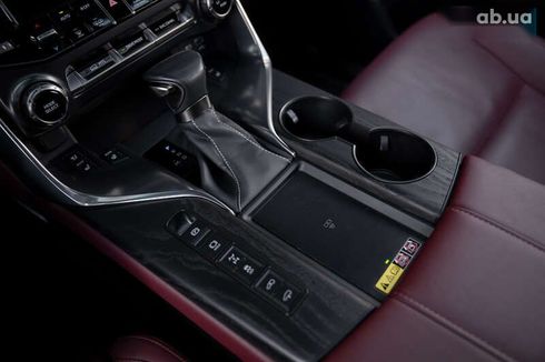 Lexus LX 2022 - фото 24
