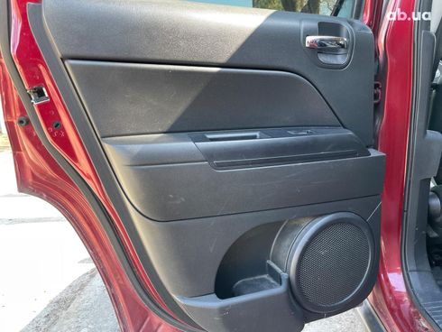 Jeep Patriot 2016 красный - фото 13