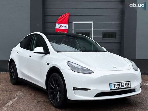 Tesla Model Y 2024 - фото 12