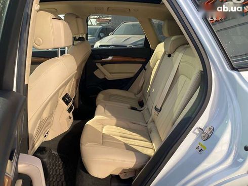 Audi Q5 2020 - фото 24