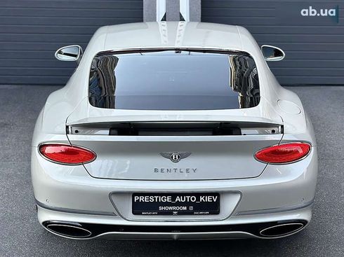 Bentley Continental GT 2018 - фото 17