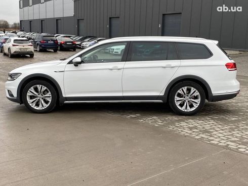 Volkswagen passat alltrack 2017 белый - фото 8