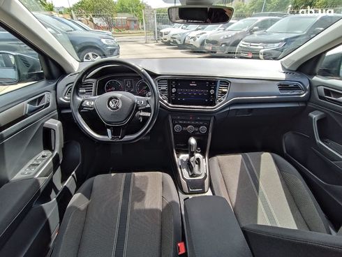 Volkswagen T-Roc 2019 серый - фото 27