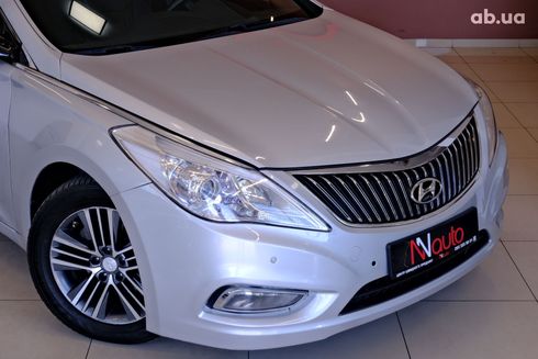 Hyundai Grandeur 2014 серебристый - фото 3