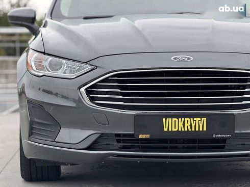 Ford Fusion 2020 - фото 16