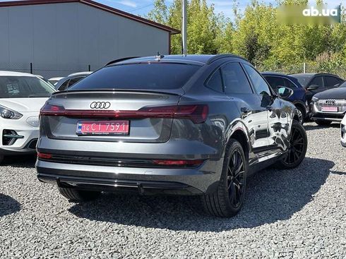 Audi E-Tron 2022 - фото 12