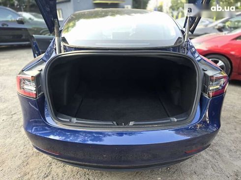 Tesla Model 3 2022 - фото 12