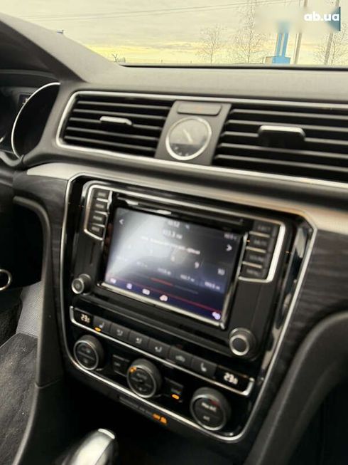 Volkswagen Passat 2017 - фото 22