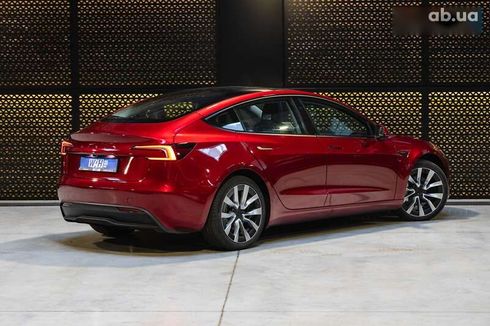 Tesla Model 3 2024 - фото 9