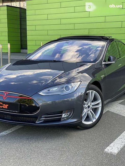 Tesla Model S 2015 - фото 17