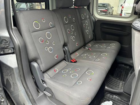 Volkswagen Caddy 2011 серый - фото 11