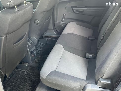 Opel Zafira 2005 серый - фото 25
