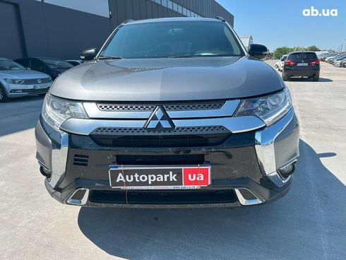 Mitsubishi Outlander 2019 серый - фото 4