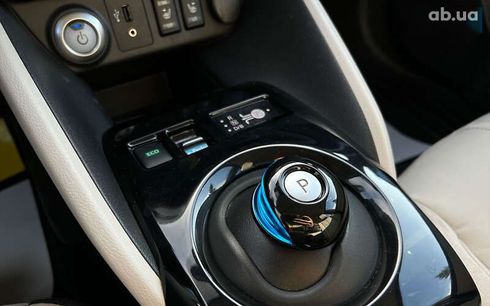 Nissan Leaf 2018 - фото 17