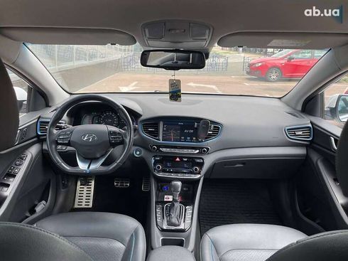 Hyundai Ioniq 2016 - фото 10