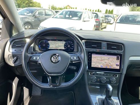 Volkswagen e-Golf 2020 - фото 25