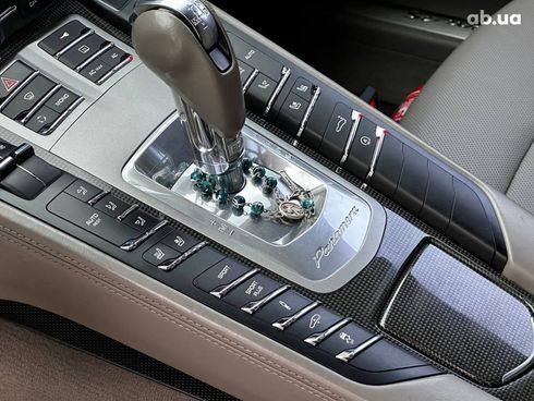 Porsche Panamera 2010 белый - фото 17