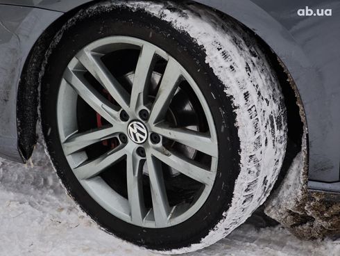 Volkswagen Passat 2016 серый - фото 4