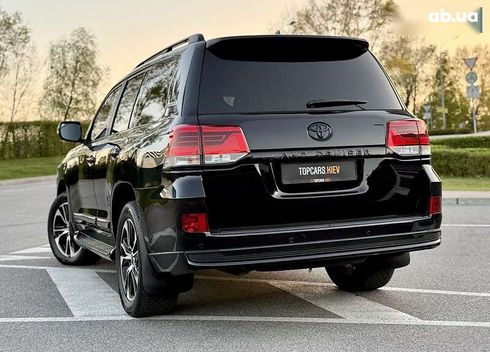 Toyota Land Cruiser 2020 - фото 11