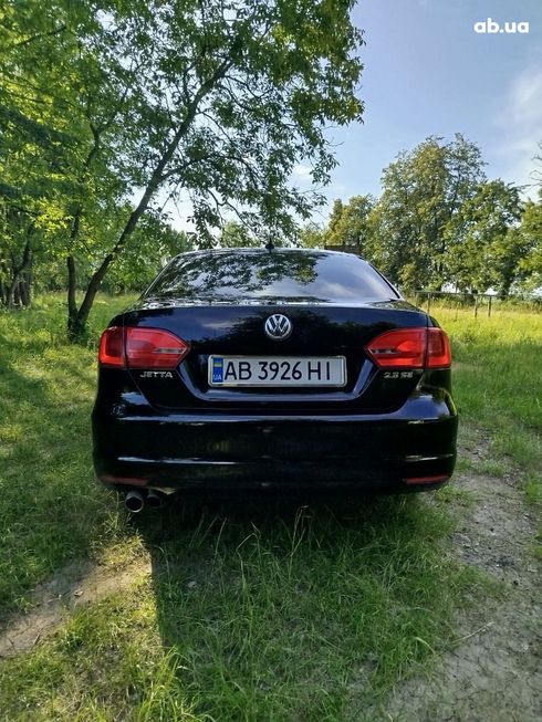 Volkswagen Jetta 2013 черный - фото 6