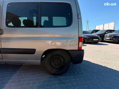 Peugeot Partner 2012 бежевый - фото 5