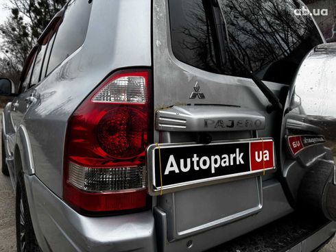 Mitsubishi Pajero Wagon 2006 серый - фото 9