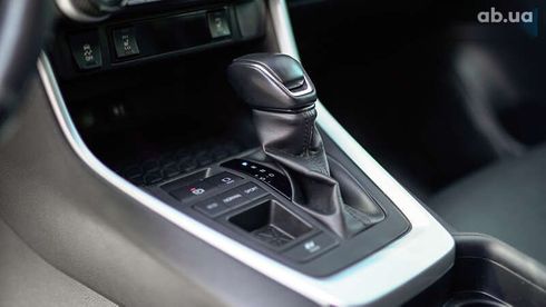 Toyota RAV4 2019 - фото 26