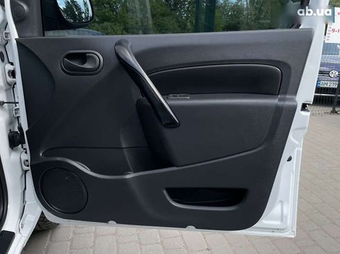Renault Kangoo 2019 - фото 29