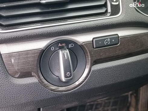 Volkswagen Passat 2015 белый - фото 25