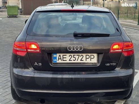 Audi A3 2010 - фото 6