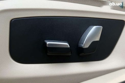 BMW 5 серия 2017 - фото 19