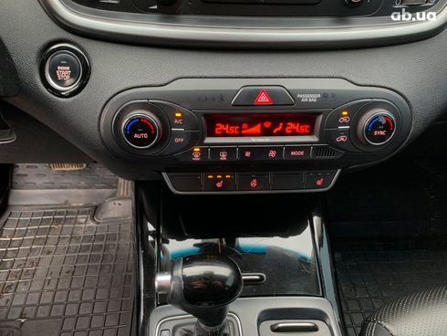 Kia Sorento 2016 серый - фото 44