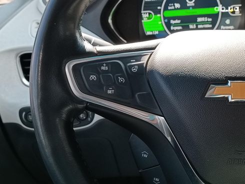 Chevrolet Bolt 2018 серый - фото 23