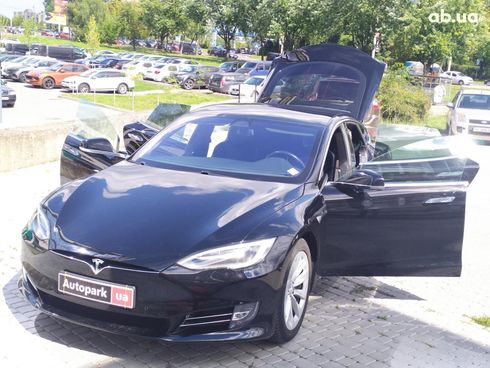 Tesla Model S 2017 черный - фото 22