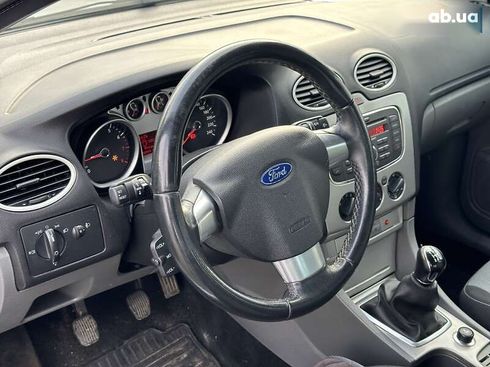 Ford Focus 2011 - фото 15