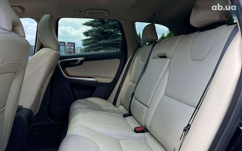 Volvo XC60 2017 - фото 11