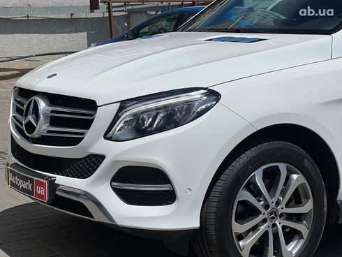 Mercedes-Benz GLE-Class 2017 белый - фото 2