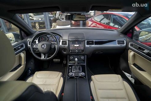 Volkswagen Touareg 2015 - фото 25