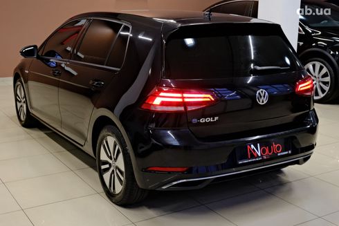 Volkswagen e-Golf 2020 черный - фото 3