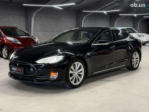 Tesla Model S 2016 - фото 14